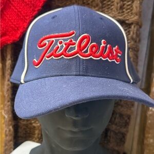 Titleist Mens Fitted Golf Hat Blue/Red Size S/M Stretch EUC